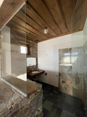 Leshten Guest Homes Exterior photo